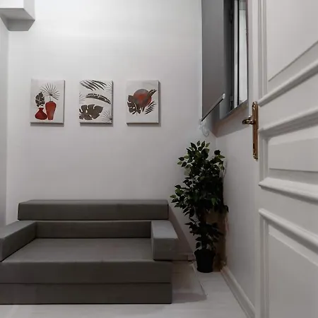 Spacious Sisli Heaven 4br Central Stylish Retreat Istanbul